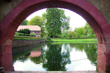 04 Schloss Mespelbrunn Park